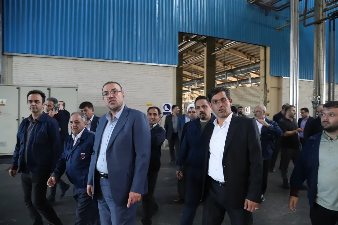 بازدید معاون صنایع عمومی وزارت صمت از مجتمع‌های صنعتی آرتاویل تایر و سبلان رازی